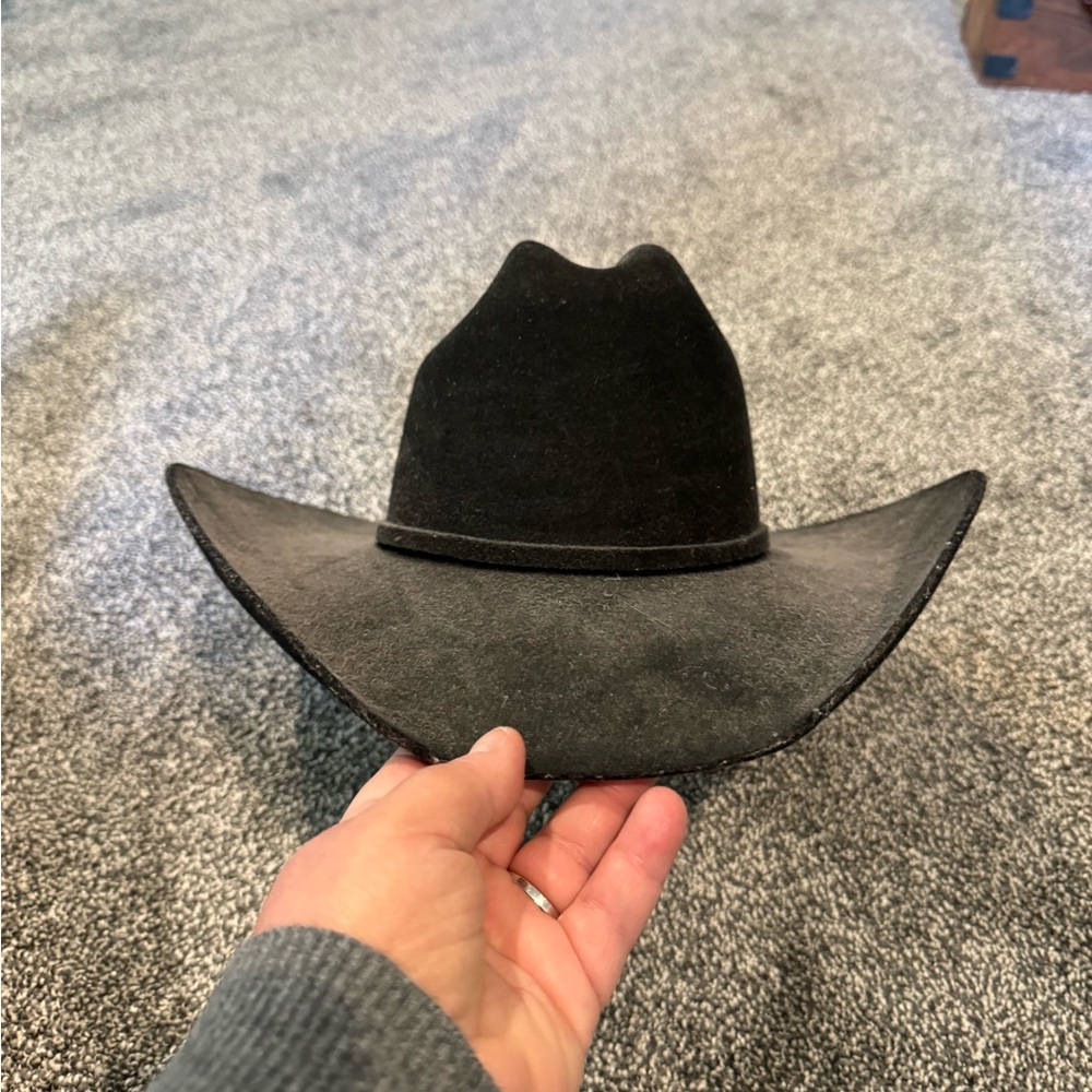 Black, felt Cowboy hat